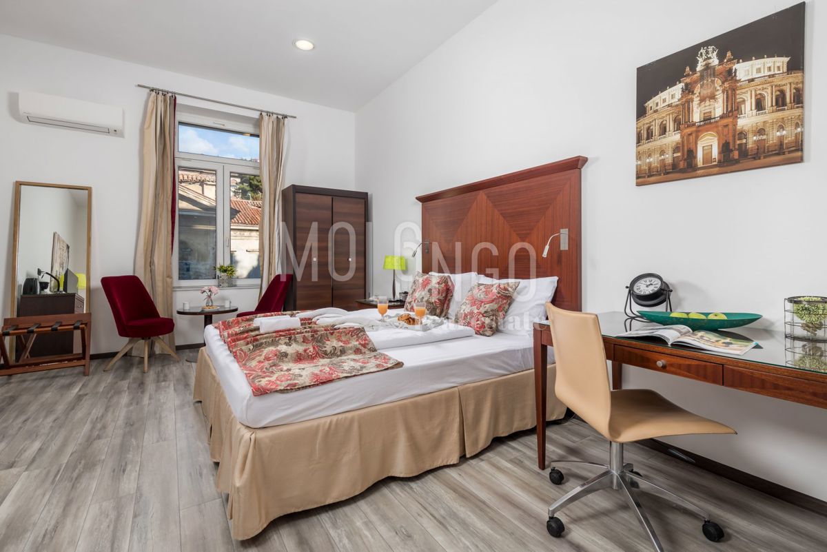 Appartamento/appartamento Sušak, Rijeka, 157m2