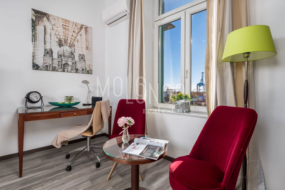 Appartamento/appartamento Sušak, Rijeka, 157m2