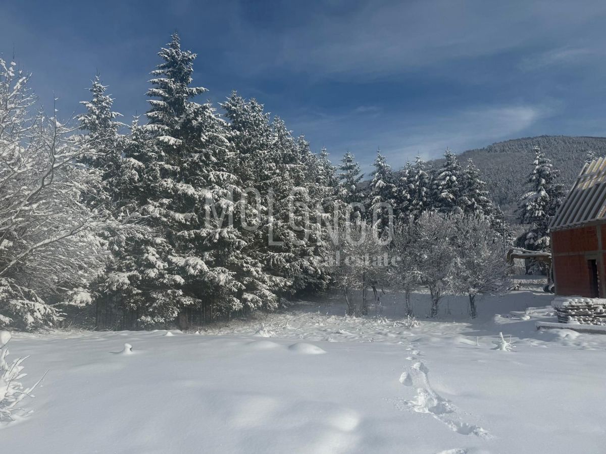 Terreno Mrkopalj, 885m2