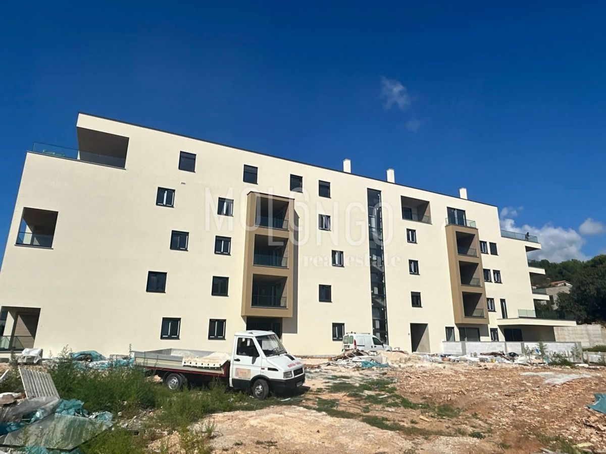 ISTRIA, POLA - Nuova costruzione di qualità a Pola – Veli Vrh