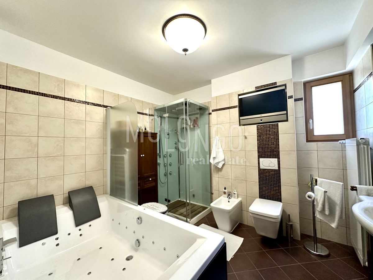 Appartamento/appartamento Pećine, Rijeka, 94,99m2