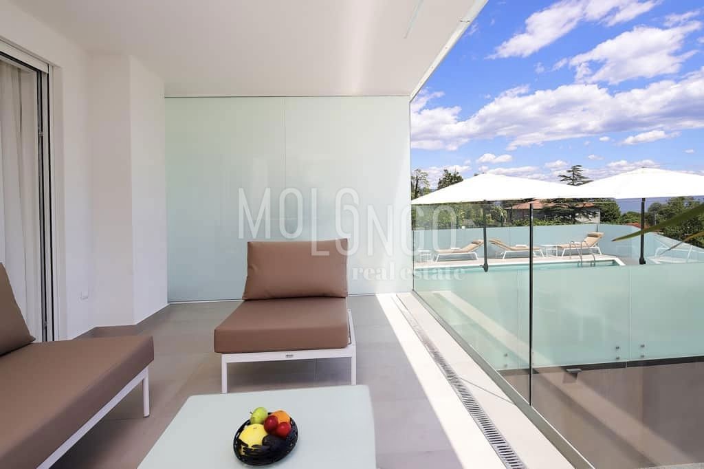 Appartamento/appartamento Ičići, Opatija - Okolica, 128m2