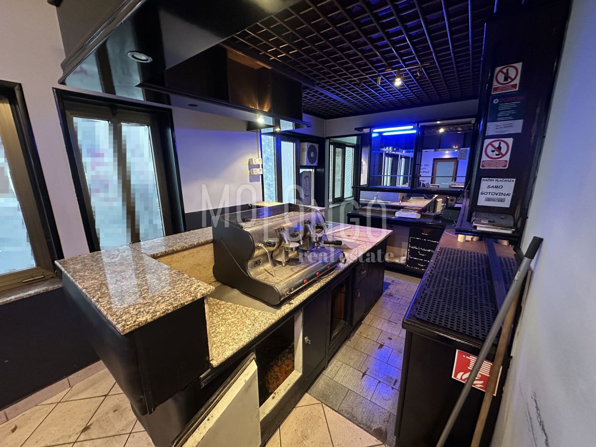 Commerciale Centar, Rijeka, 85m2