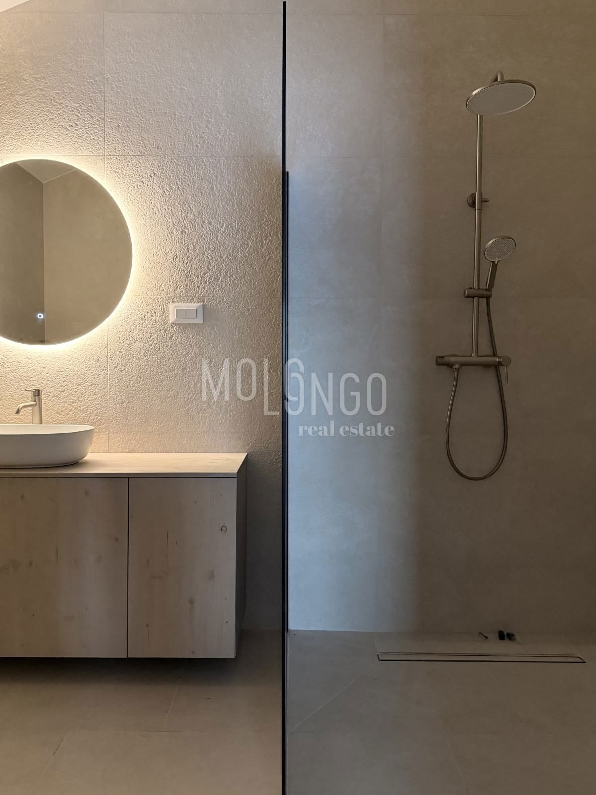 Casa Ravna Gora, 146m2