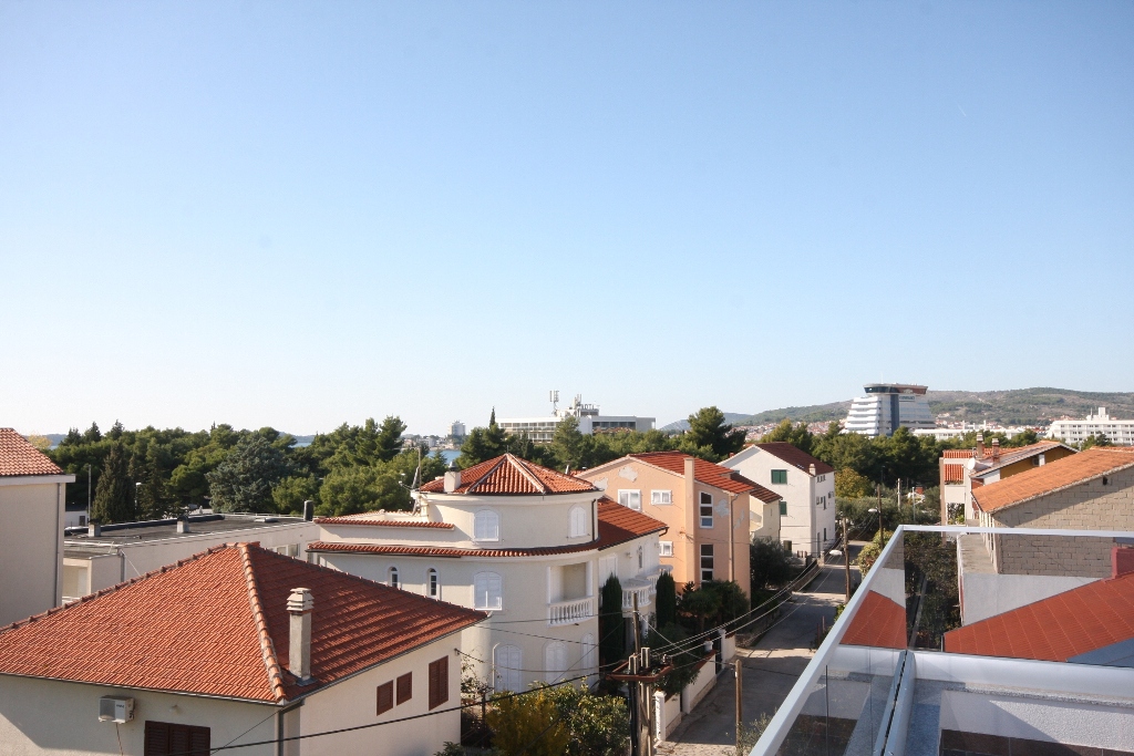 Vodice, tre camere da letto vicino alla spiaggia