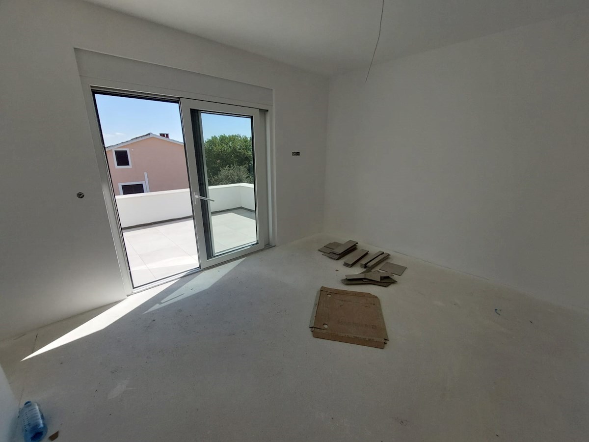 Srima, casa bifamiliare vicino alla spiaggia-S2
