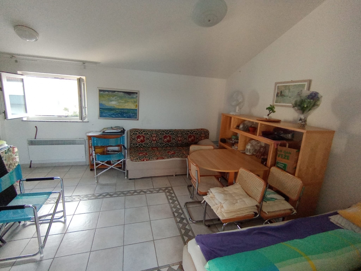 ISOLA DI KRK, SOLINE - Appartamento con vista sul mare aperto