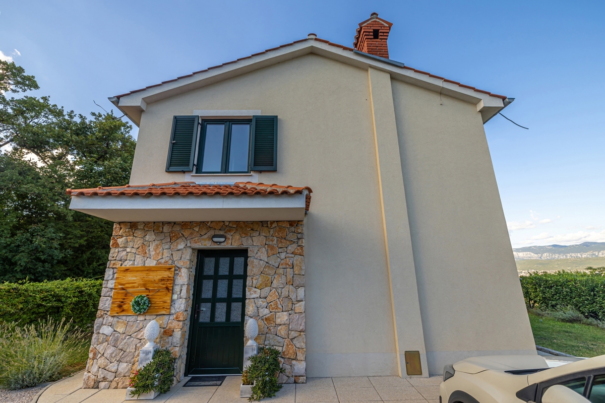 ISOLA DI KRK - Casa con piscina e vista mare