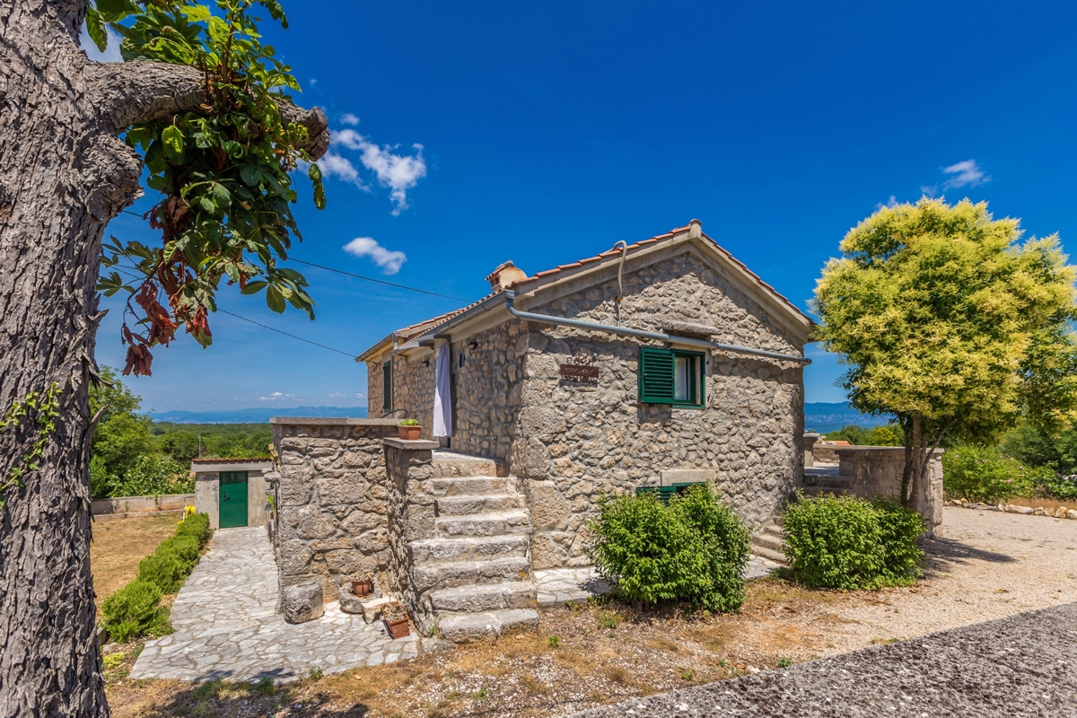 Casa Rasopasno, Dobrinj, 1m2
