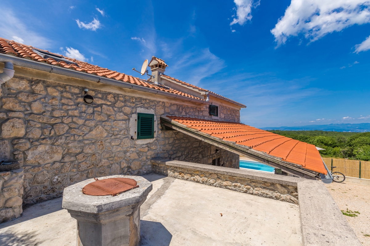 Casa Rasopasno, Dobrinj, 1m2