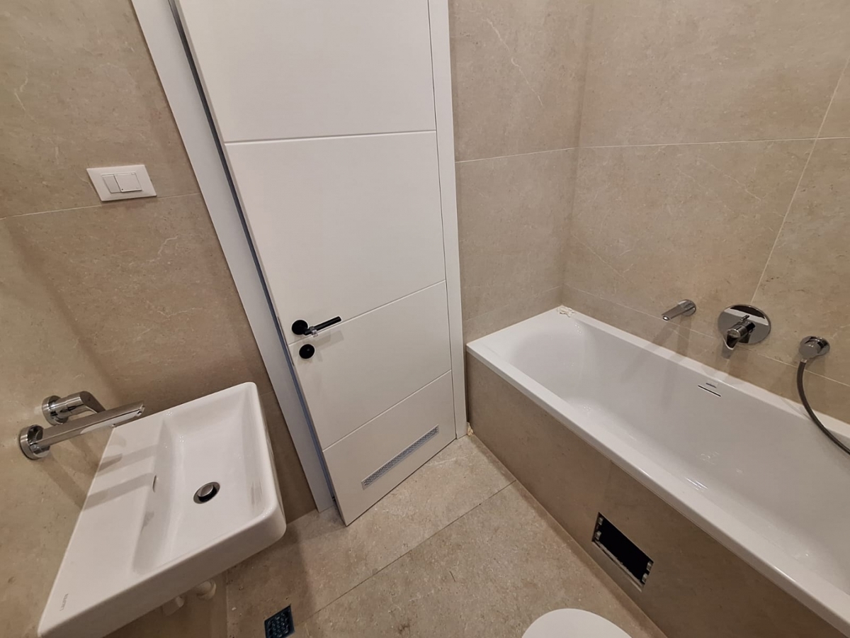 MAKSIMIR, Jordanovac - Appartamento premium con tre camere da letto al piano terra con giardino privato e garage