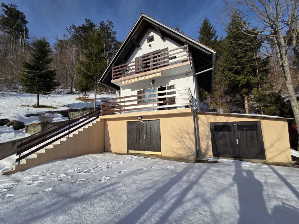 GORSKI KOTAR, LIČ - Casa con vista sulla natura