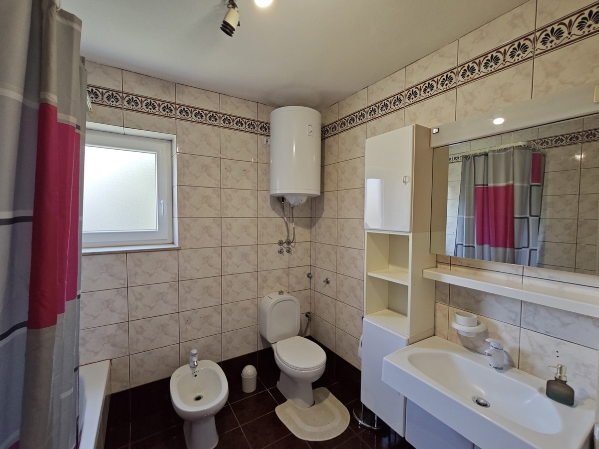 NOVI VINODOLSKI - Appartamento con piscina in comune e vista mare