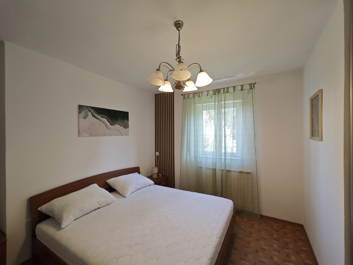 NOVI VINODOLSKI - Appartamento con piscina in comune e vista mare