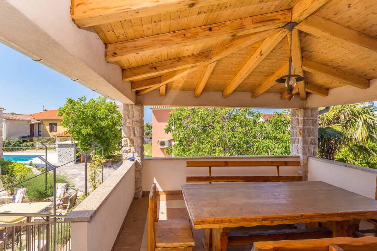 ISOLA DI KRK - Casa con piscina