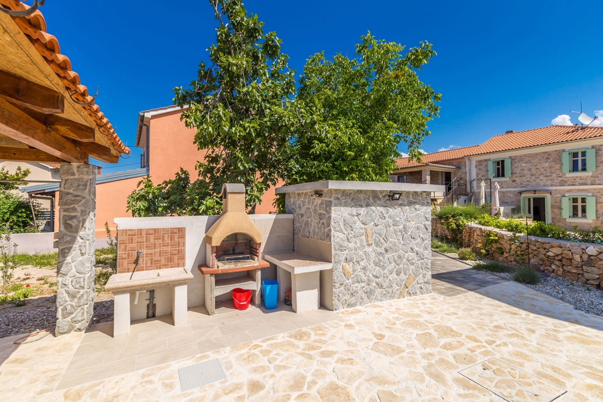 ISOLA DI KRK - Casa con piscina