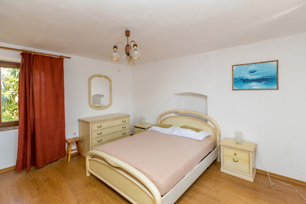 ISOLA DI KRK - Casa con piscina