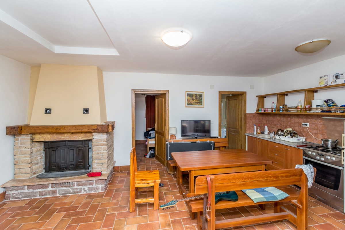 ISOLA DI KRK - Casa con piscina