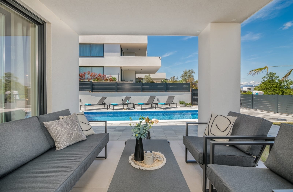 MALINSKA - Appartamento di lusso con piscina vicino al mare