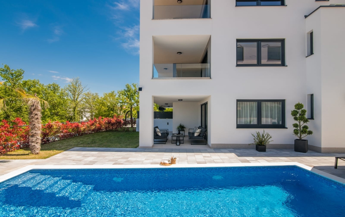 MALINSKA - Appartamento di lusso con piscina vicino al mare