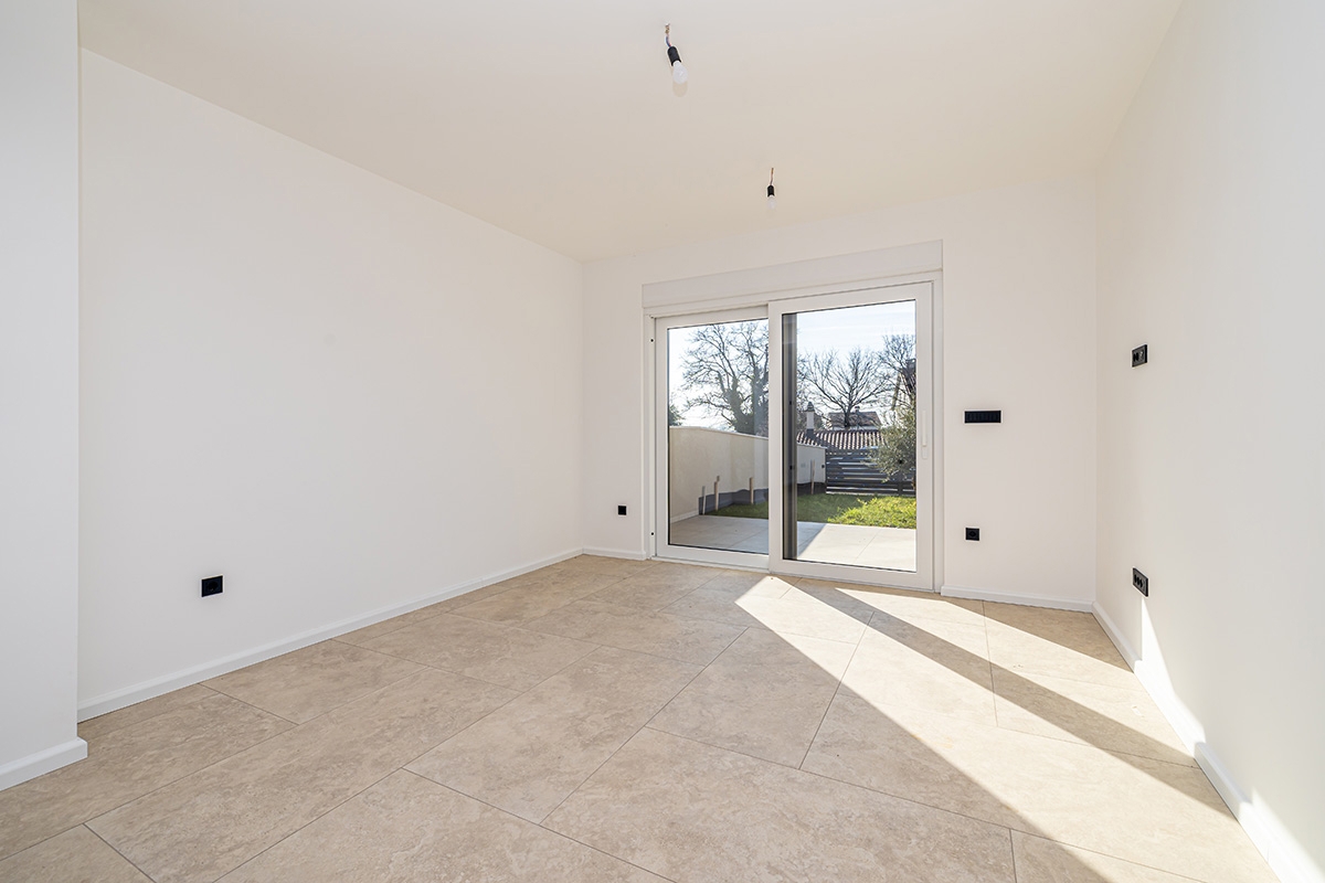 Kukuljanovo - Villetta a schiera con giardino