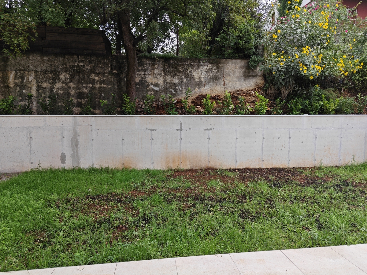 Kukuljanovo - Villetta a schiera con giardino