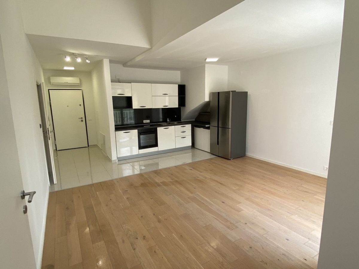 REŠETARI - Appartamento in un nuovo edificio con due posti auto