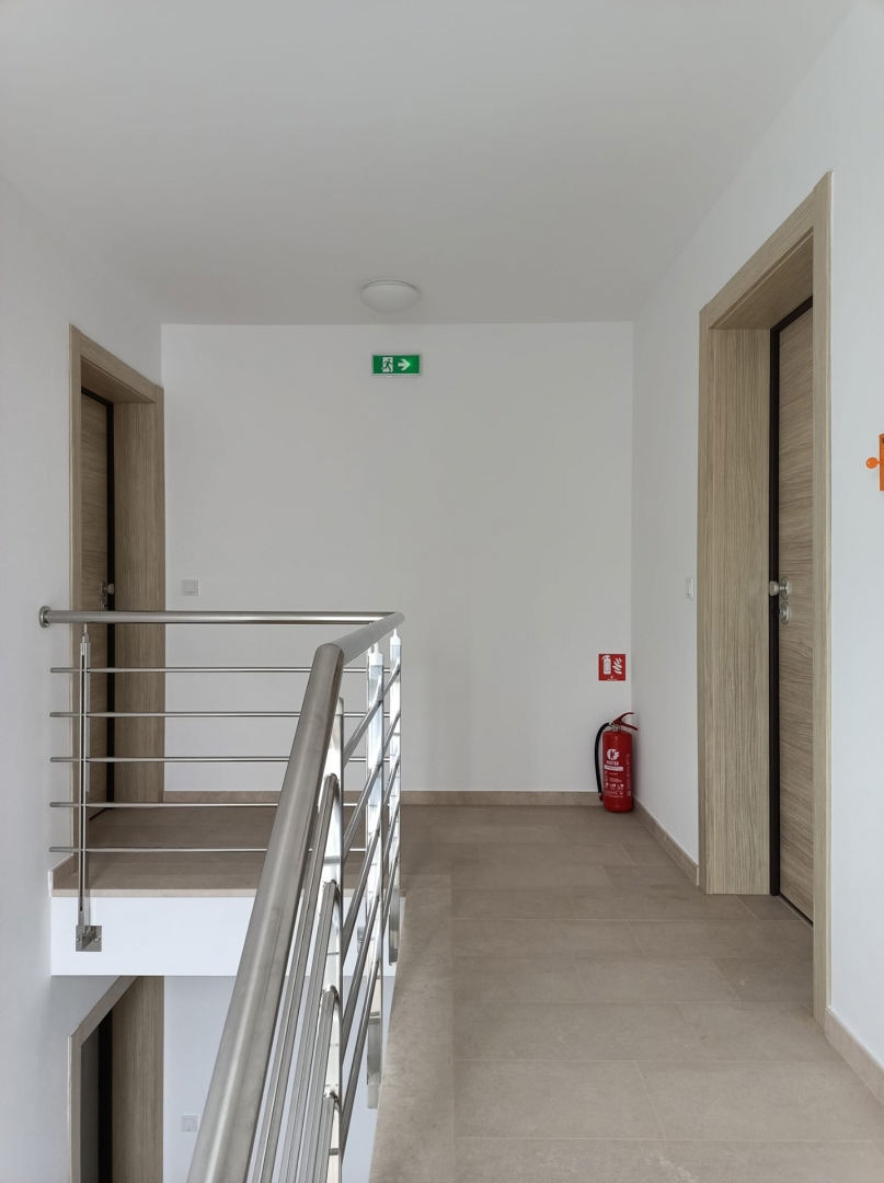 ISOLA DI PAG, POVLJANA - Appartamento con vista mare, edificio nuovo