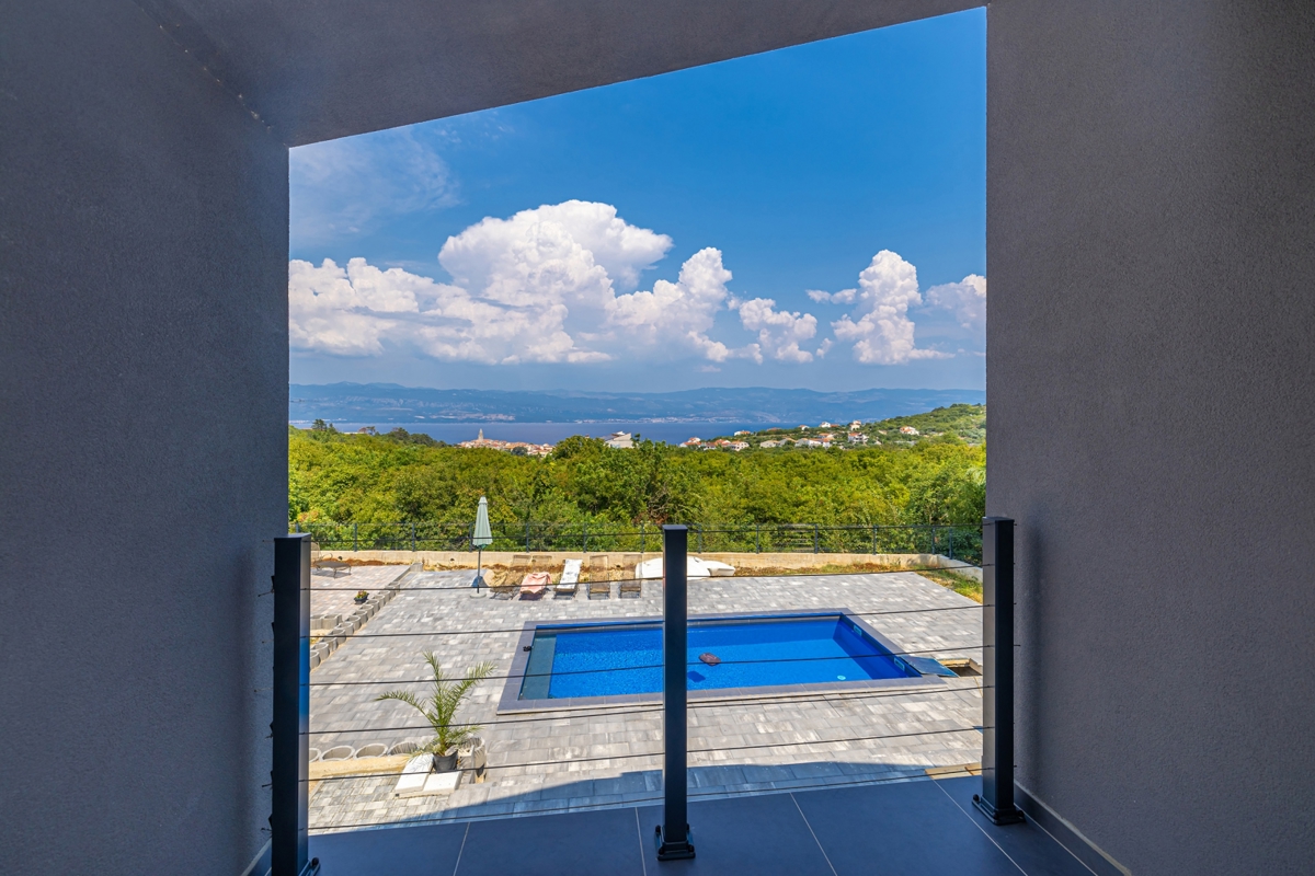 ISOLA DI KRK, VRBNIK - Villa di lusso con piscina e vista mare