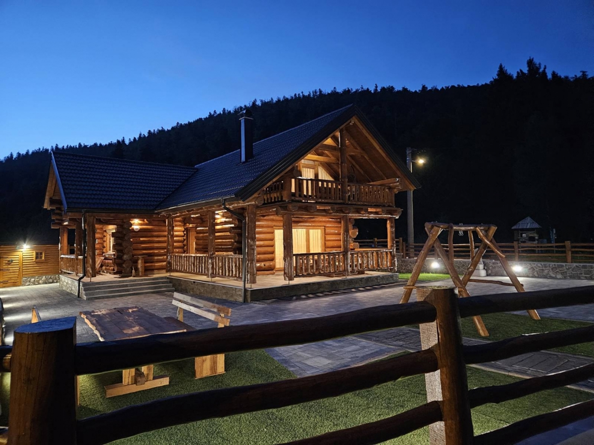 GORSKI KOTAR, FUŽINE - Casa di montagna con sauna e jacuzzi