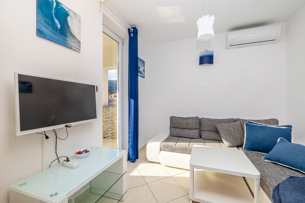 ISOLA DI KRK, BAŠKA - Appartamento duplex con vista mare