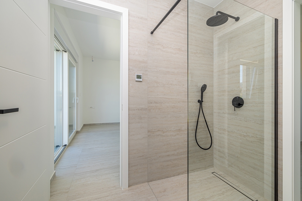 MALINSKA - Casa bifamiliare con piscina e vista mare