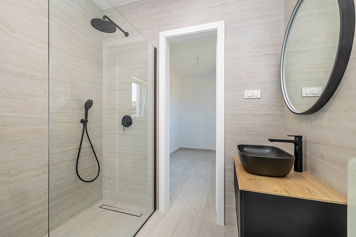 MALINSKA - Casa bifamiliare con piscina e vista mare