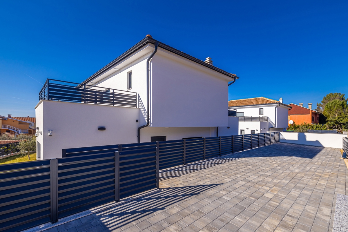 ISOLA DI KRK, vicinanze Malinska - Casa di lusso con piscina e vista mare