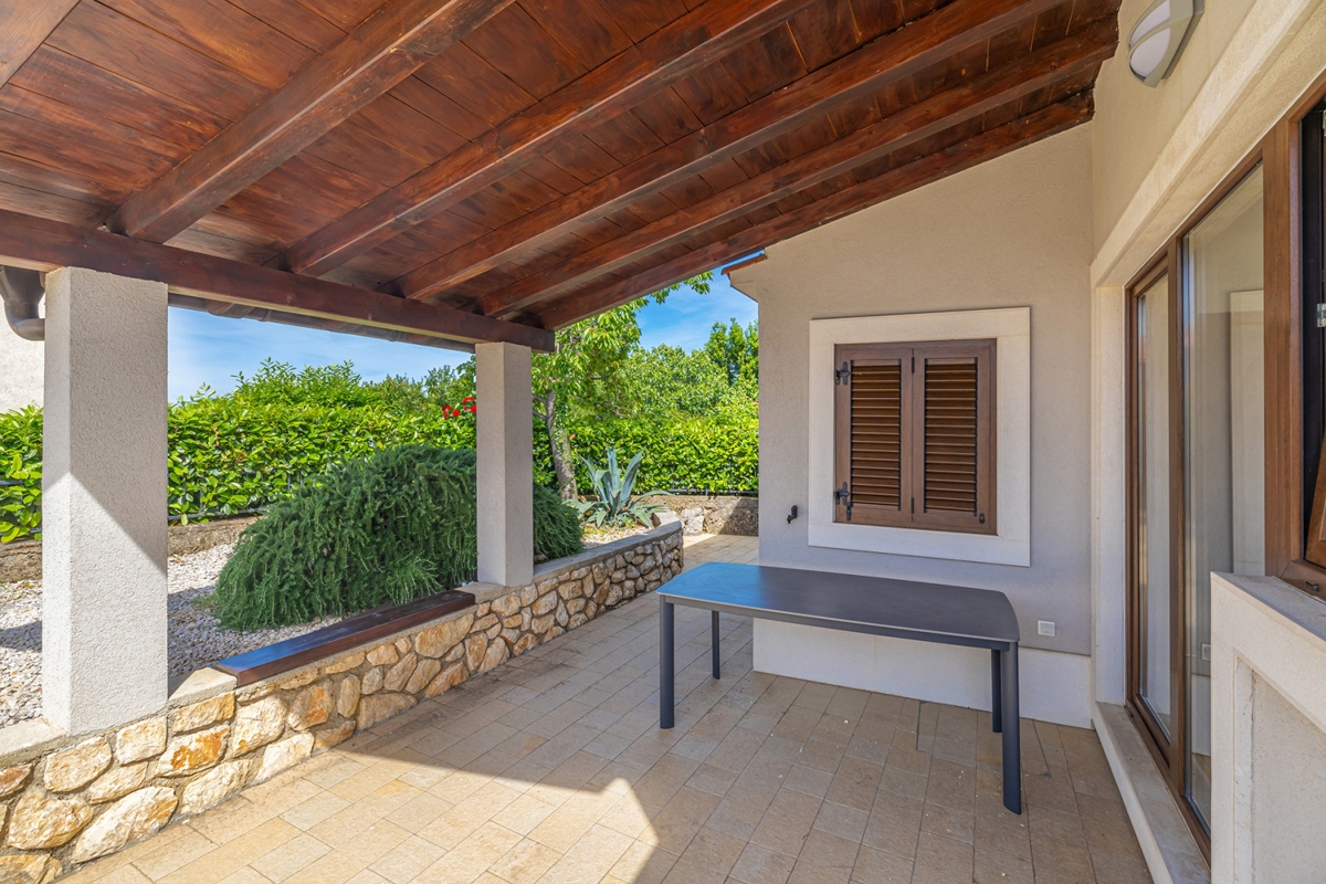 ISOLA DI KRK - Casa bifamiliare in pietra con jacuzzi