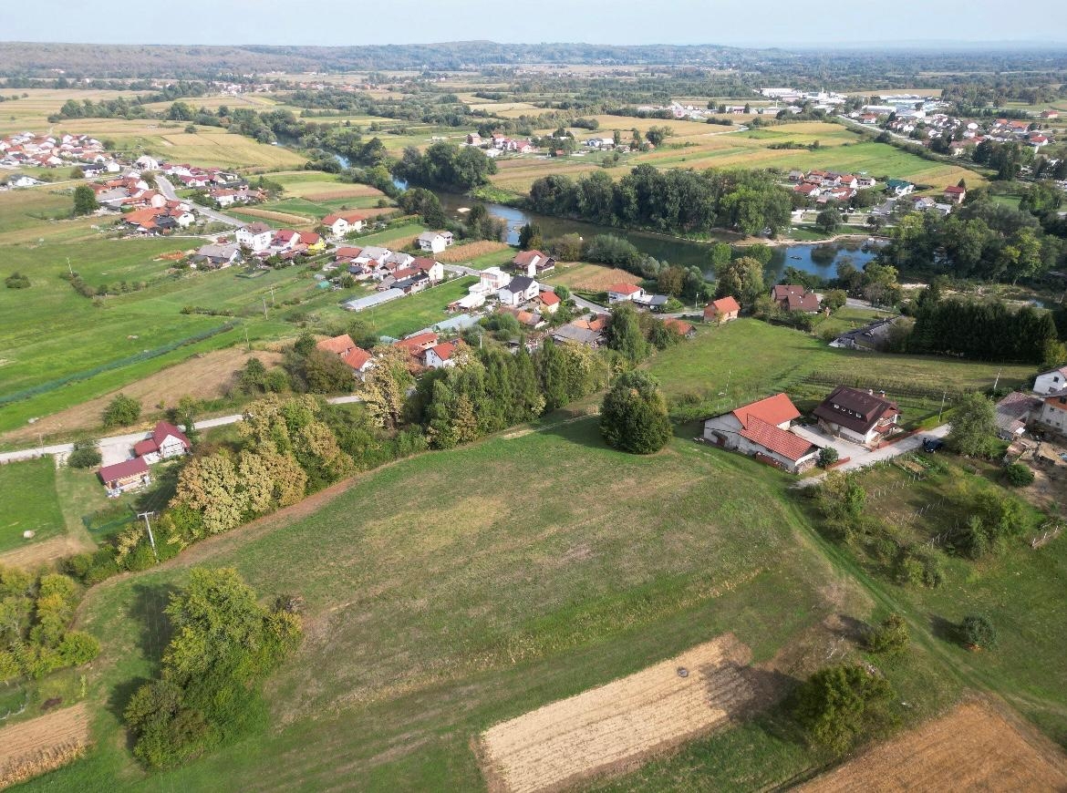 OZALJ - Terreno vicino al centro
