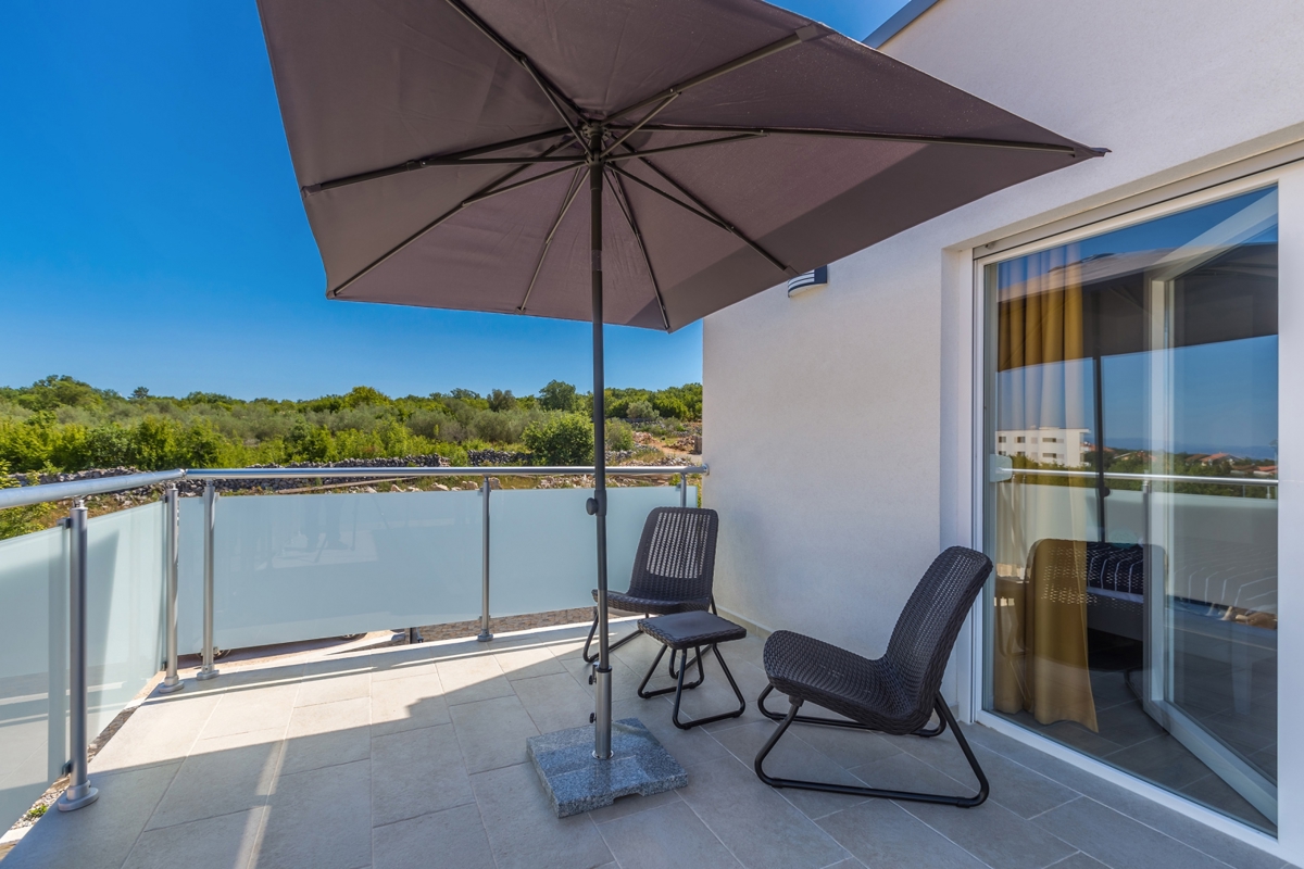 MALINSKA - Casa bifamiliare con piscina riscaldata