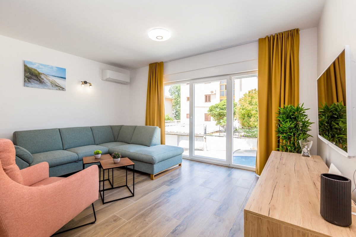 MALINSKA - Casa bifamiliare con piscina riscaldata