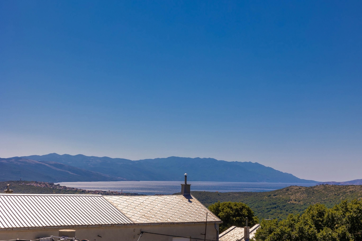 BRIBIR - Villa su tre piani con piscina e vista mare 