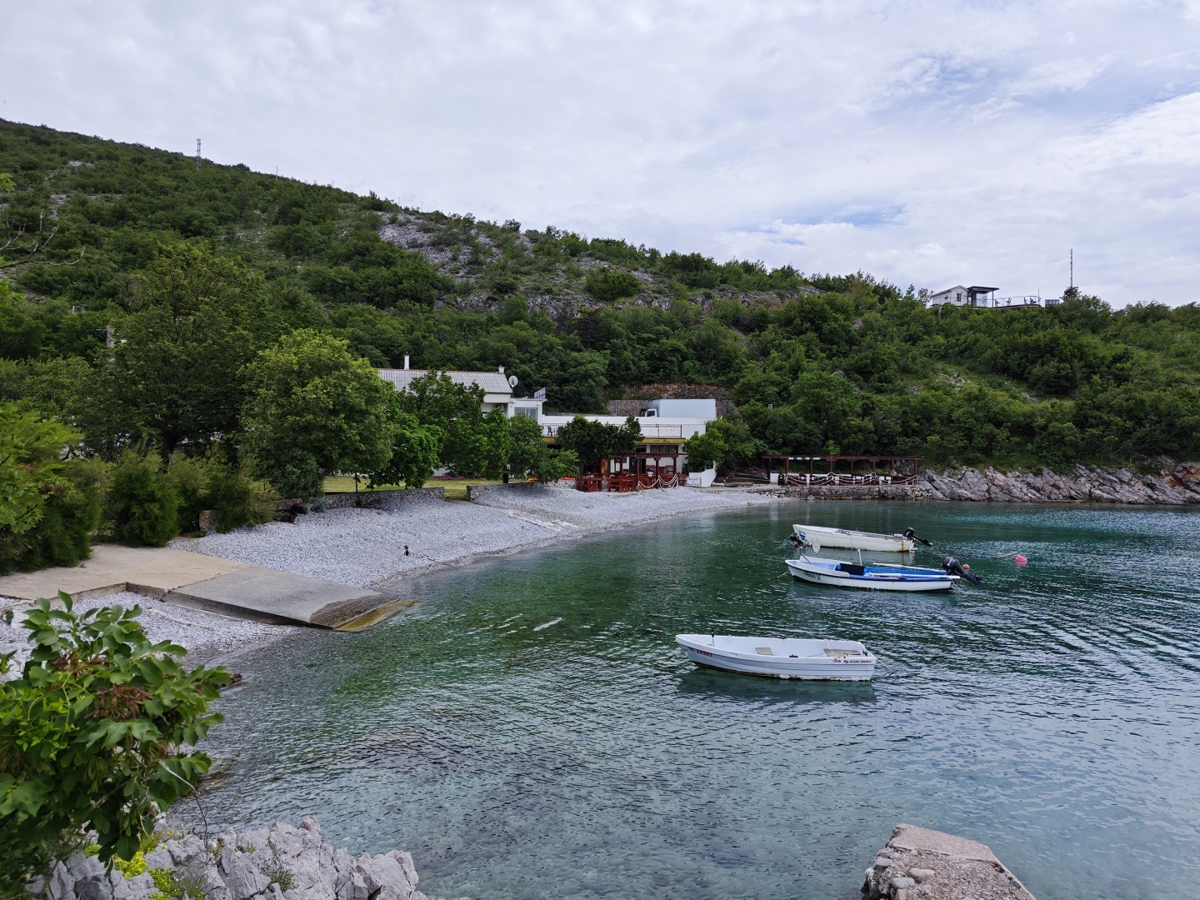 SENJ - Appartamento al piano terra, vicino al mare 