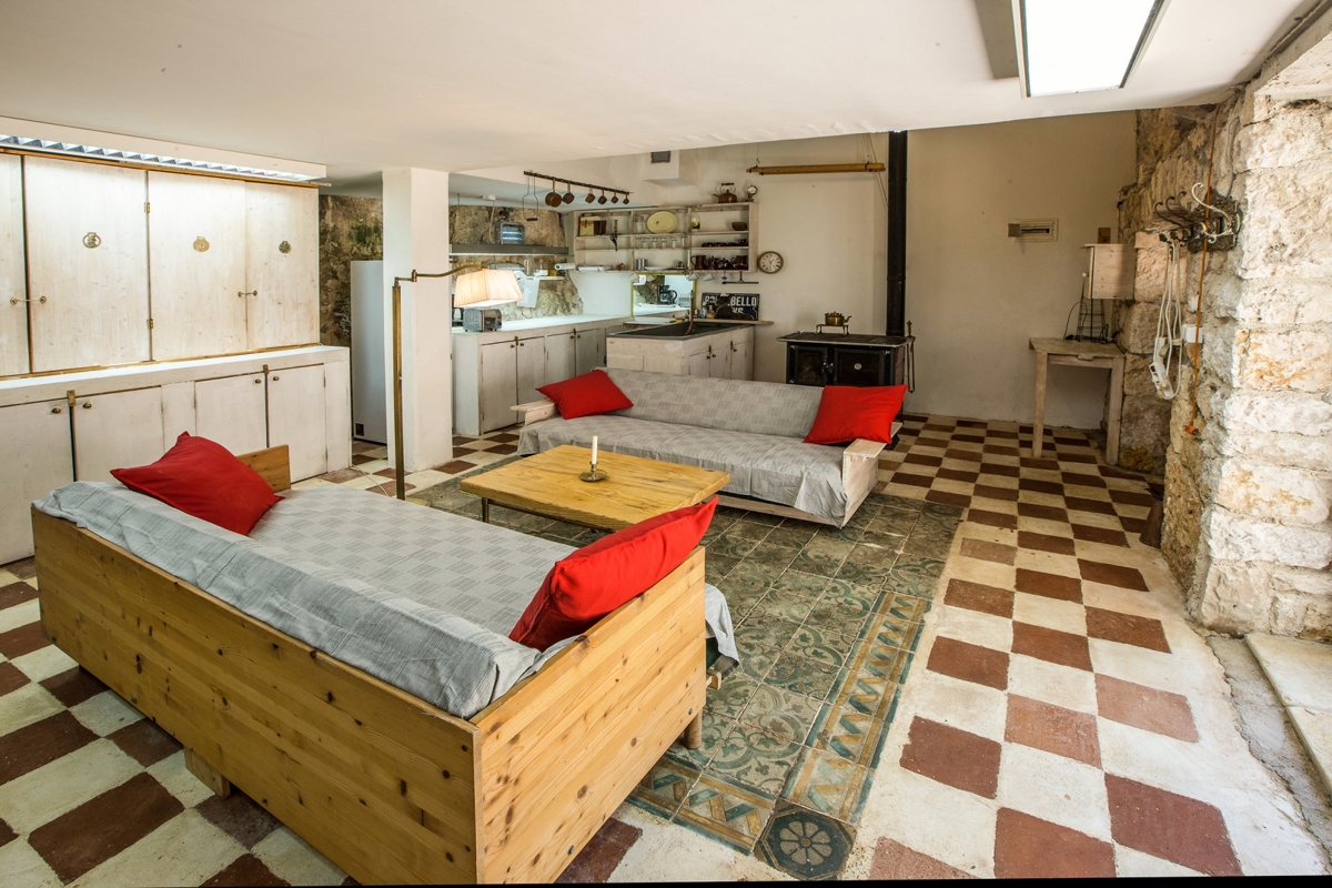 ISTRIA, VINTJAN - Villa rustica in una vecchia cava