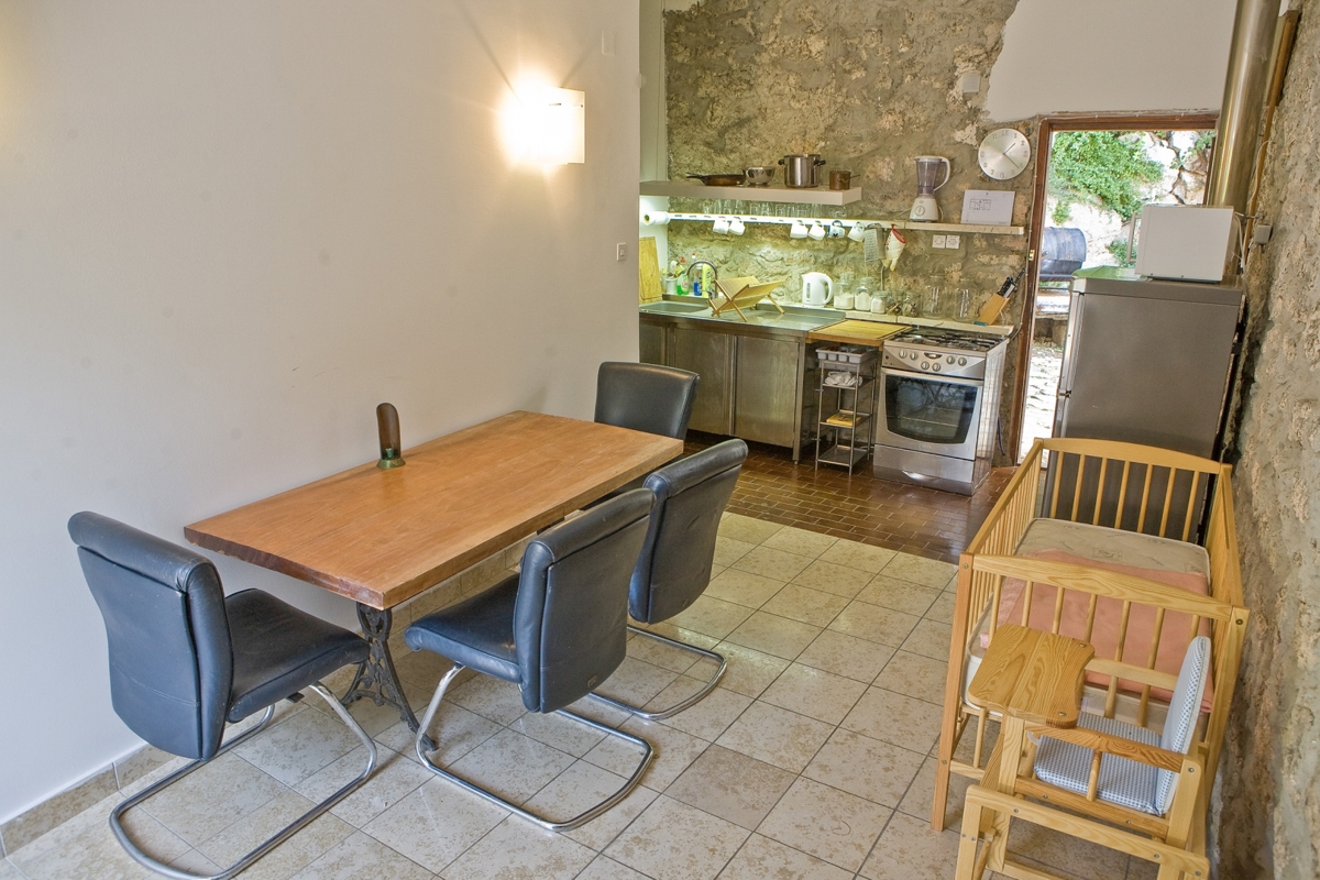 ISTRIA, VINTJAN - Villa rustica in una vecchia cava
