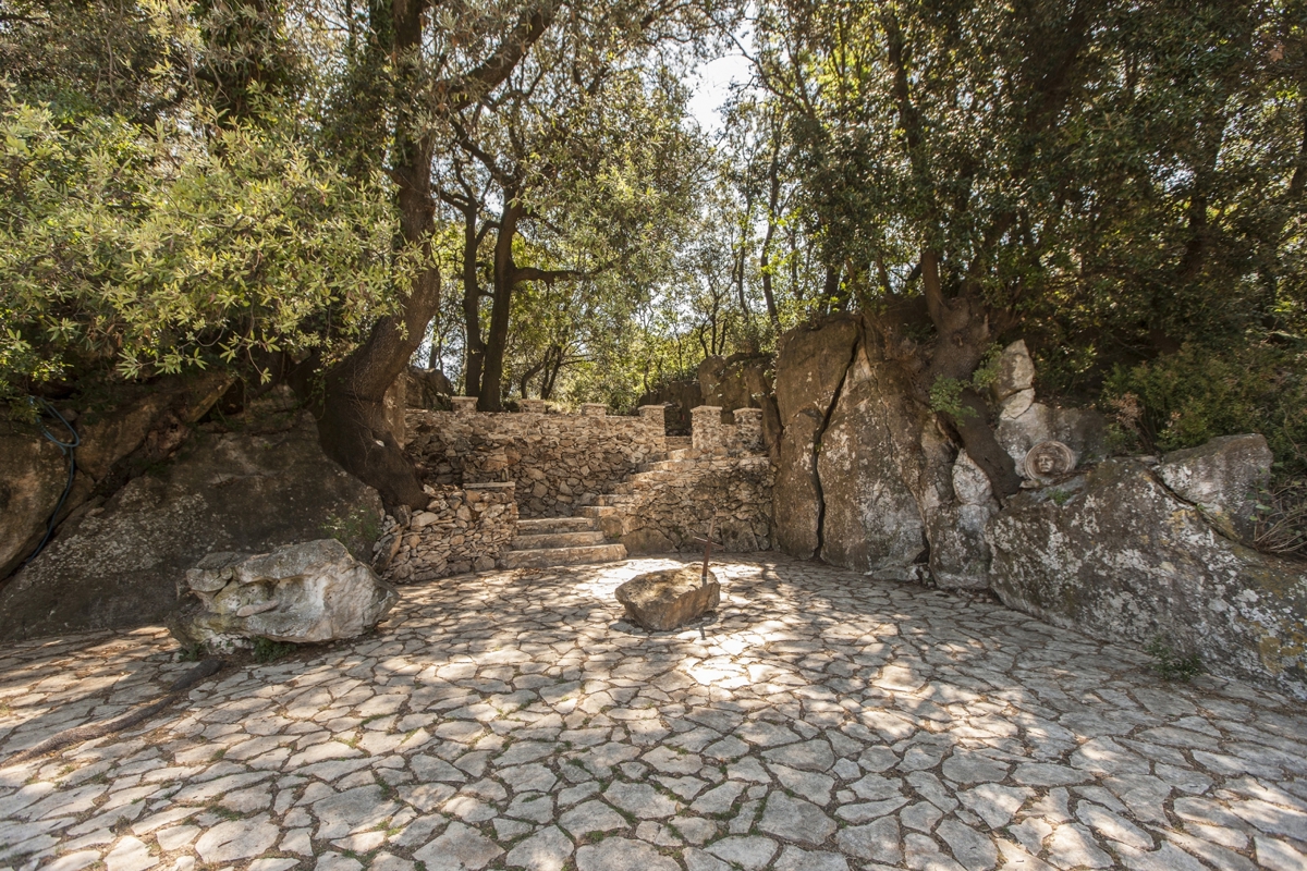 ISTRIA, VINTJAN - Villa rustica in una vecchia cava