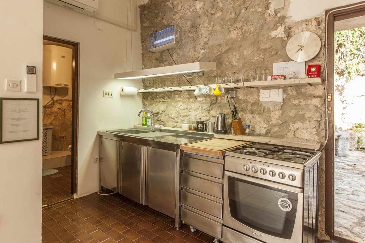 ISTRIA, VINTJAN - Villa rustica in una vecchia cava