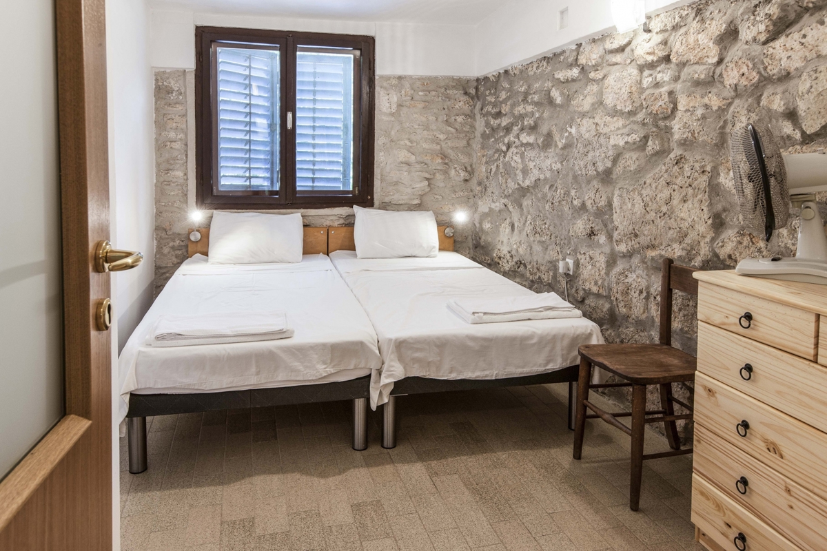 ISTRIA, VINTJAN - Villa rustica in una vecchia cava