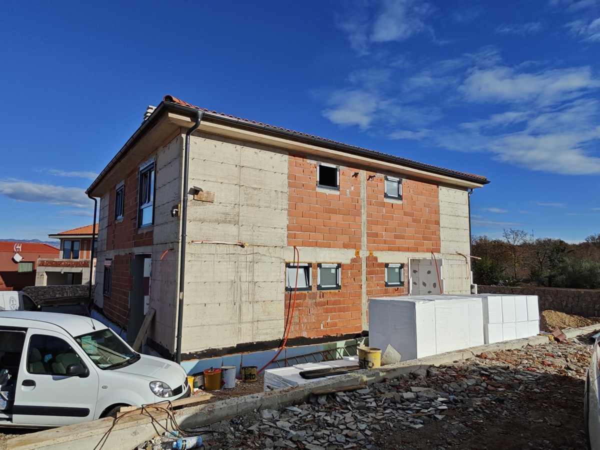 Isola di Krk, Malinska - Casa bifamiliare con piscina, vicino alla spiaggia
