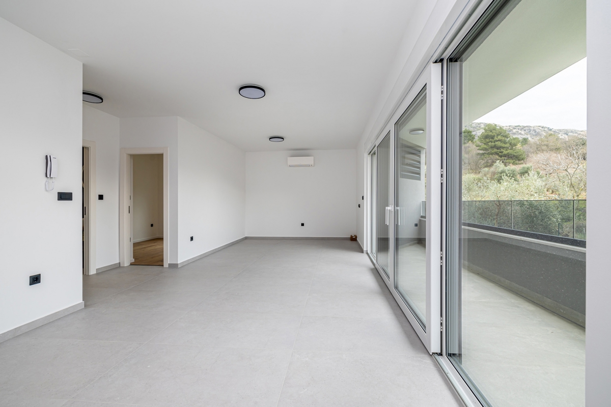 Zona BAŠKA - Appartamento con due camere da letto e due posti auto, nuova costruzione