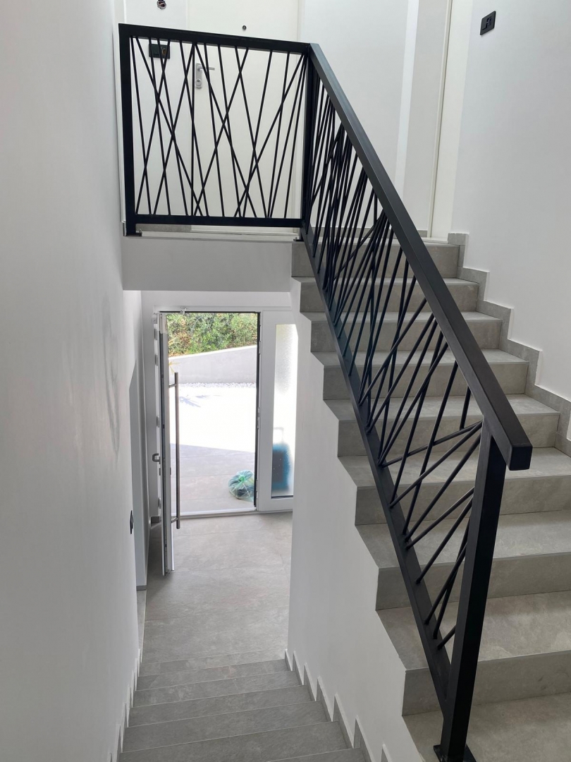 Zona BAŠKA - Appartamento con due camere da letto e due posti auto, nuova costruzione