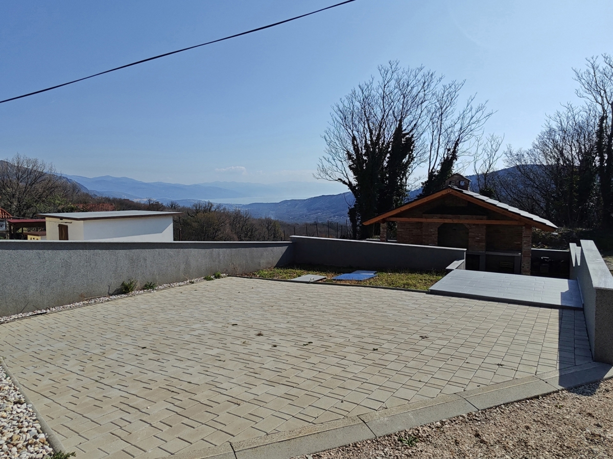 Bribir - Casa in pietra ristrutturata con piscina