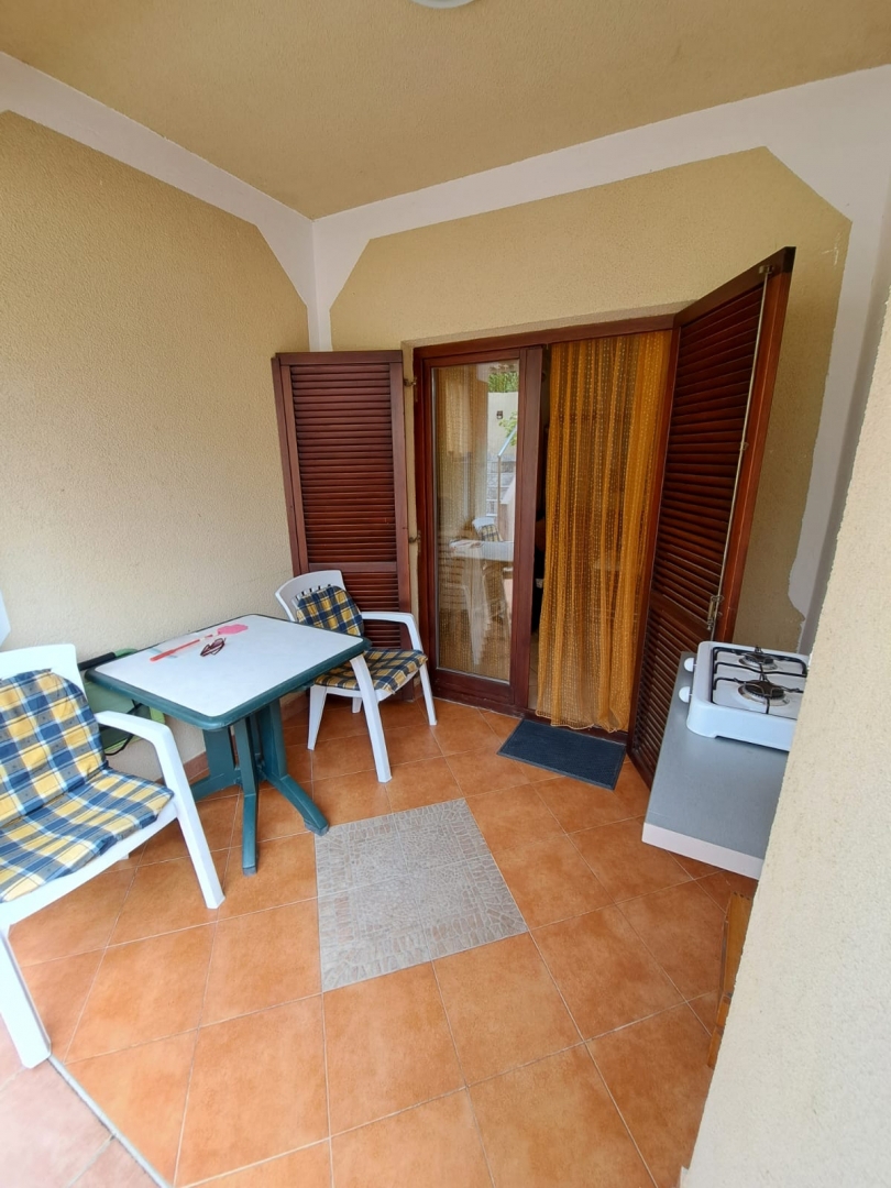 ISOLA DI KRK, KORNIC - Appartamento trilocale con due terrazze